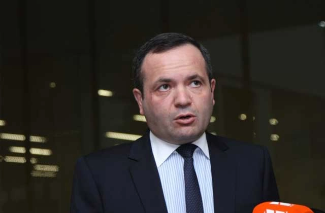 ლარის სისუსტე პირდაპირ მეტყველებს ქვეყანაში არაჯანსაღ ეკონომიკურ გარემოზე - ზურაბ ჭიაბერაშვილი