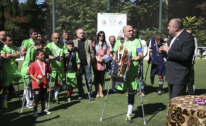 მარგველაშვილმა აფხაზეთში დაღუპულ მეომართა ხსოვნის ტურნირში გამარჯვებული გუნდი დააჯილდოვა