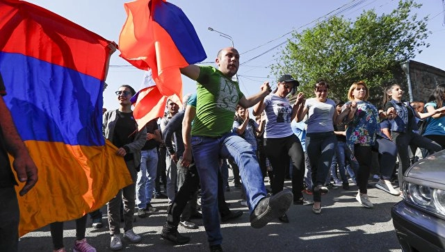  ნიკოლ ფაშინიანმა მხარდამჭერებს სამოქალაქო დაუმორჩილებლობისკენ მოუწოდა