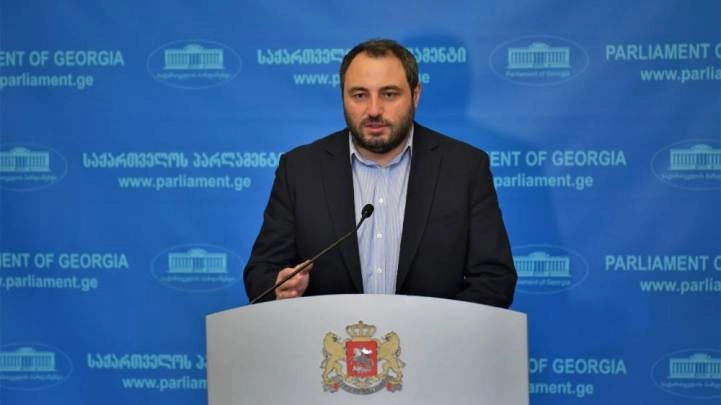 ბექა ნაცვლიშვილმა შესაძლოა უმრავლესობა დატოვოს