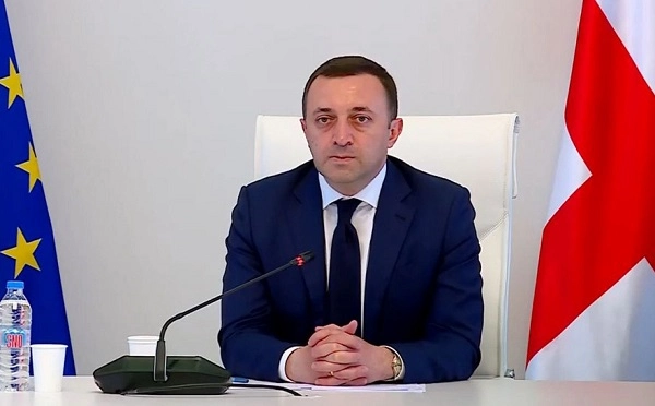  8 აგვისტო არასდროს გამხდარა განხილვის საგანი. ყოფილი ხელისუფლების წარმომადგენლები აქ ყოველთვის 8 აგვისტოს ამოდიოდნენ - ღარიბაშვილი