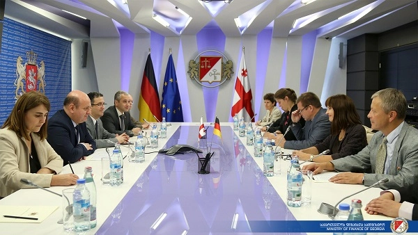საქართველოსა და გერმანიის ფედერაციულ რესპუბლიკას შორის ფინანსური და ტექნიკური თანამშრომლობის სფეროში სამთავრობო მოლაპარაკებები გაიმართა