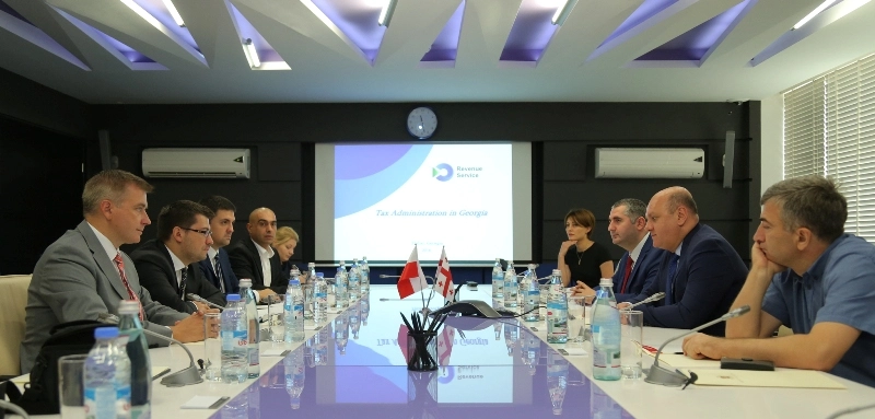 ნოდარ ხადური პოლონეთის რესპუბლიკის ეკონომიკური განვითარების სამინისტროს დელეგაციას შეხვდა