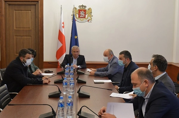 კომიტეტმა ზურაბ გირჩი ჯაფარიძის ადგილმონაცვლის ჰერმან საბოს პარლამენტის წევრის უფლებამოსილების ცნობის საკითხზე იმსჯელა
