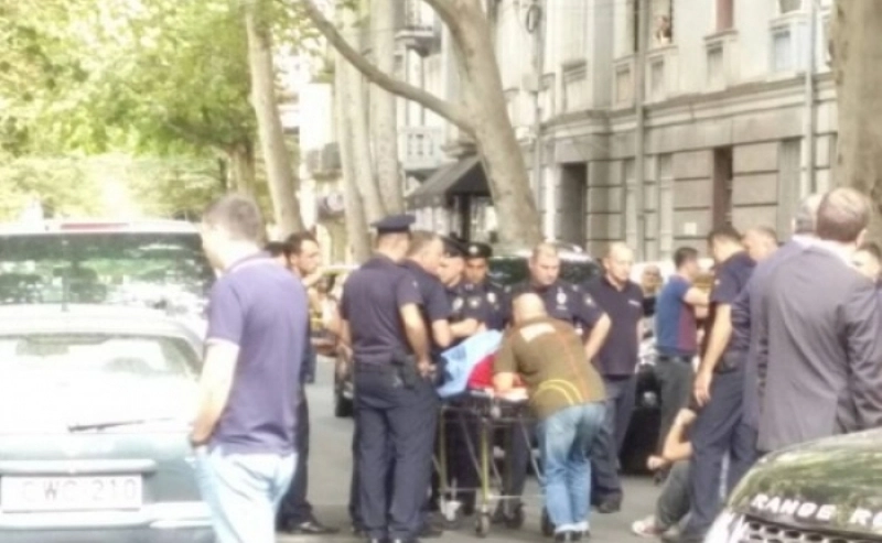 ვაკეში მომხდარ მკვლელობასთან დაკავშირებით ერთი პირი დააკავეს
