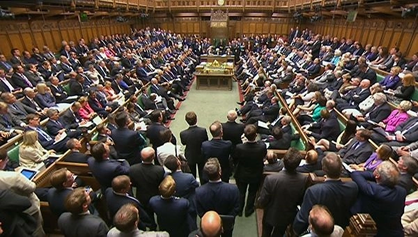 ბრიტანეთის პარლამენტმა Brexit-ის გადავადებას მხარი დაუჭირა