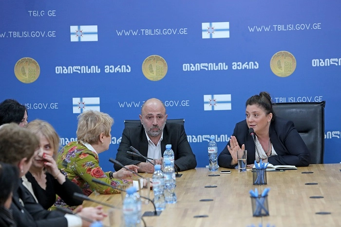 ბიბლიოთეკარებს ტესტირებისთვის მოსამზადებლად, დამატებით ერთი თვე მიეცემათ