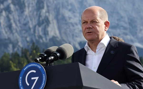 გერმანია მოკავშირეებთან ერთად უკრაინის უსაფრთხოების გარანტიებს განიხილავს - შოლცი