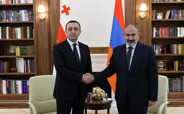 ნიკოლ ფაშინიანთან შეხვედრაზე რეგიონალური მშვიდობისკენ მიმართული ინიციატივები და ეკონომიკური და სავაჭრო ურთიერთობების გაფართოების შესაძლებლობები განვიხილეთ - ირაკლი ღარიბაშვილი