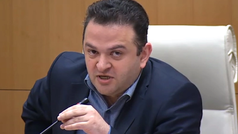 გედევან ფოფხაძე იურიდიულ საკითხთა კომიტეტის სხდომას, სადაც მოსამართლეების კენჭისყრა უნდა გაიმართოს, ბოიკოტს უცხადებს