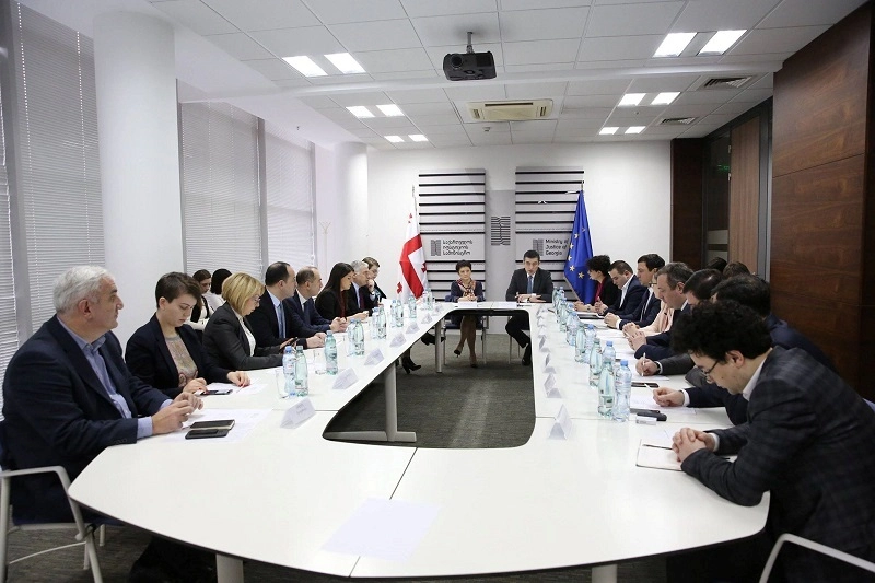  ნარკოპოლიტიკის თემაზე დისკუსია ხანგრძლივად გრძელდება, რაც მდგომარეობის გაუმჯობესებას არ ეხმარება – გიორგი გახარია