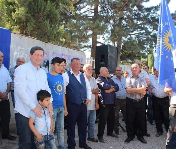 გელა სამხარაული სოფელ ყარაჯალას მოსახლეობას შეხვდა