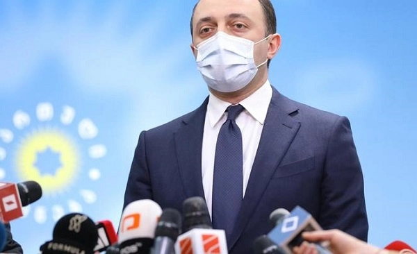 ღარიბაშვილმა Pfizer-ის ხელმძღვანელთან დამატებით მილიონი დოზის მოწოდების საკითხი განიხილა