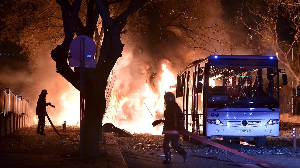 BBC: ანკარაში აფეთქებას მინიმუმ 25 ადამიანი ემსხვერპლა, დაშავებულია 75 