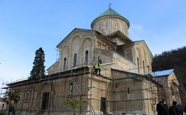  გელათის ძირითადი ტაძრის სახურავის დაახლოებით 800 კვ.მ. ფართობის გადახურვა სრულად მოსახსნელია - კულტურის სამინისტრო