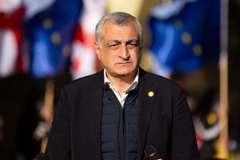 შევარცხვინე ის ქართველი კაცი, რომელიც მივა ციხის კართან და პატიმარს დედას შეაგინებს - მამუკა ხაზარაძე