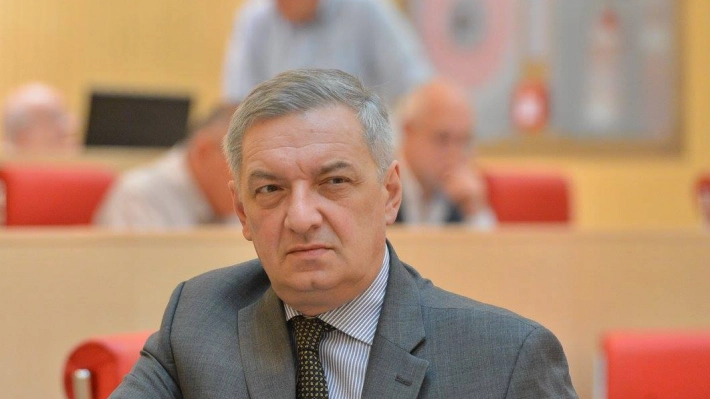 ვაშაძემ, სააკაშვილის არაადეკვატური განცხადებების შემდეგ მნიშვნელოვნად დაკარგა მხარდაჭერა – გია ვოლსკი