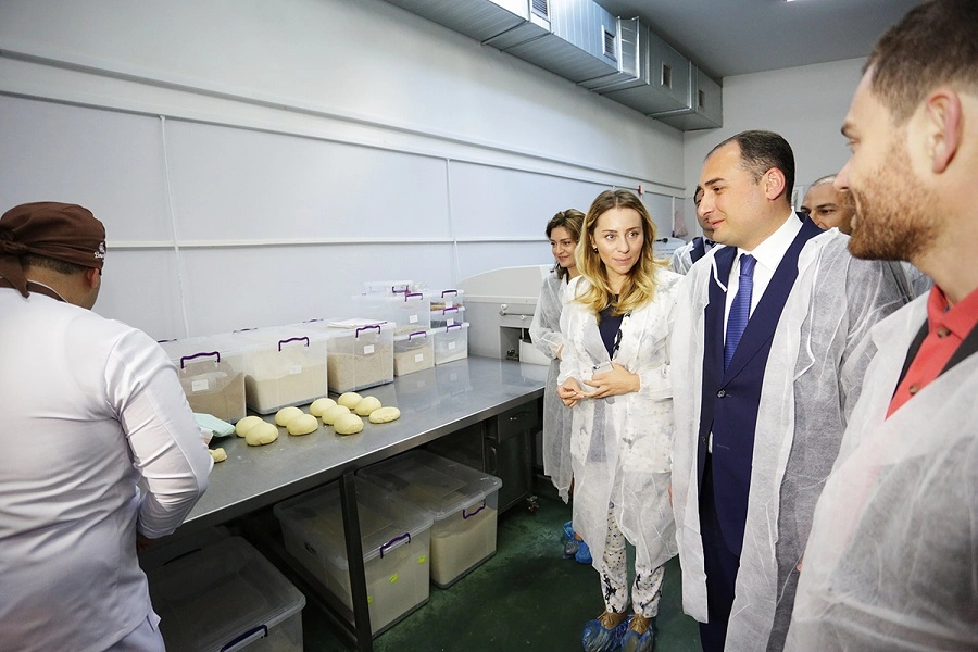   „აწარმოე საქართველოში“ პროგრამის დახმარებით  თბილისში ავსტრიული საკონდიტრო პროდუქციის საწარმო გაიხსნა