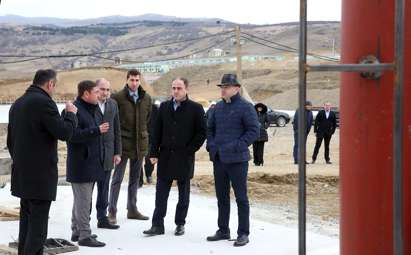 თბილისის მერმა ავტობუსების ბაზის მშენებლობა დაათვალიერა