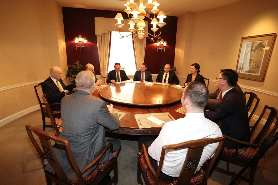 „Heritage Foundation”-ის წარმომადგენლებთან შეხვედრაზე დიმიტრი ქუმსიშვილმა საქართველოს ეკონომიკურ რეფორმებზე ისაუბრა