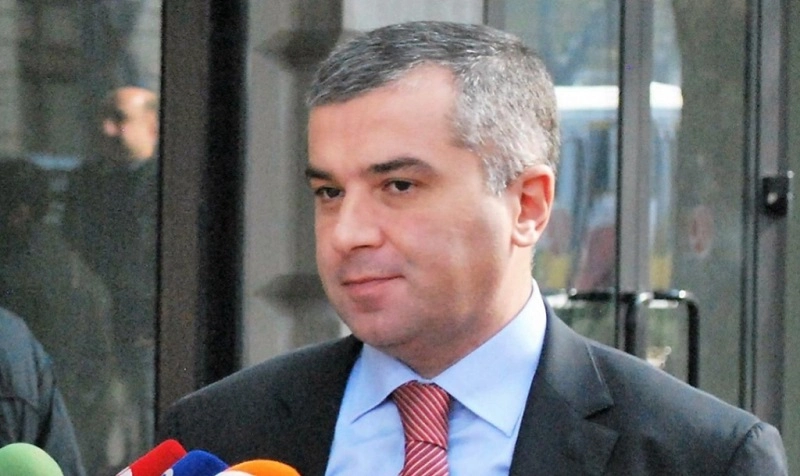 გაუქმდეს საბანკო რეგულაციები, ვინაიდან ეს ემსახურება ქვეყანაში ეკონომიკის შეჩერებას - ბაქრაძე