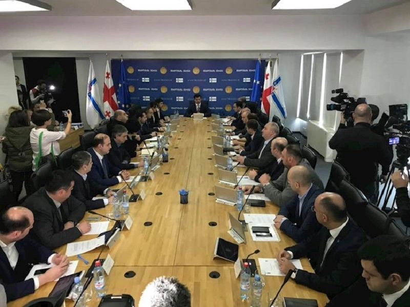 დედაქალაქის მერმა თბილისის 2018 წლის ბიუჯეტის პროექტი საკრებულოდან გამოითხოვა