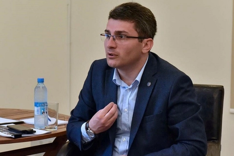თქვენ ხართ რუსული ძალა. თქვენი გუნდის მმართველობის განმავლობაში აკეთეთ რუსული საქმე - მდინარაძე ენმ-სა და "ევროპულ საქართველოს"
