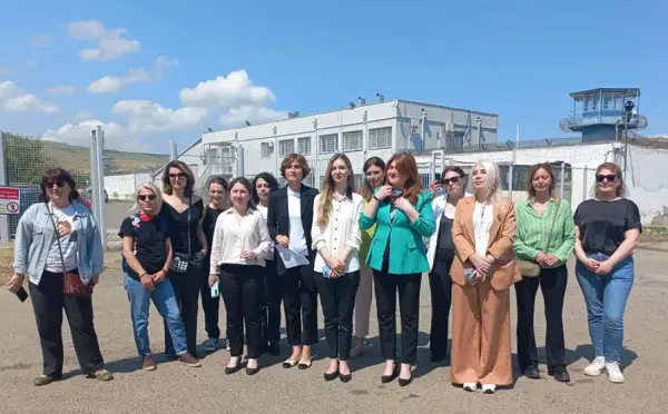 ელენე ხოშტარიას ჯანმრთელობის მიმართ პენიტენციური სისტემის დამოკიდებულება პოლიტიკური დევნის მკაფიო გამოხატულებას წარმოადგენს - ქალი პოლიტიკოსები