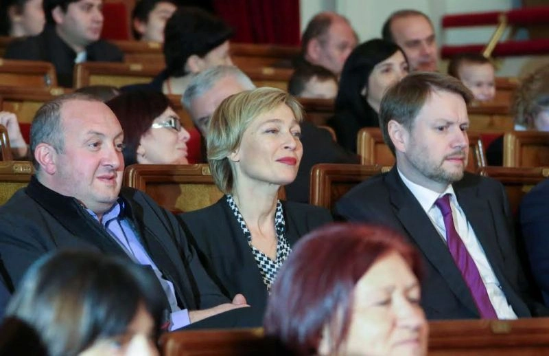 საქართველოს პრეზიდენტი და პირველი ლედი ფესტივალს "შემოდგომის თბილისი" დაესწრნენ