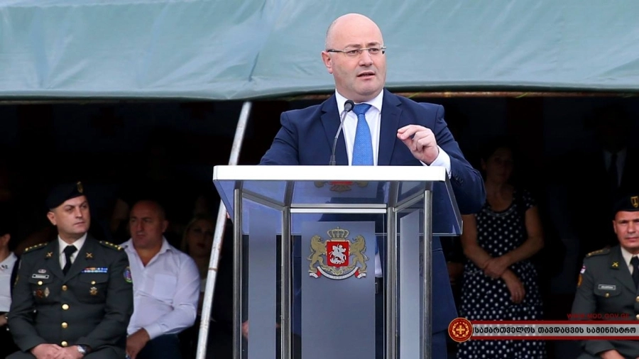  ლევან იზორიამ დასავლეთ სარდლობის ბაზები მოინახულა