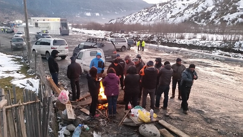  მესტიაში საპროტესტო აქცია მესამე დღეა გრძელდება
