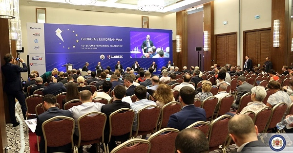 ბათუმის კონფერენციაზე მიხეილ ჯანელიძემ ევროკავშირის სამეზობლო პოლიტიკა მიმოიხილა
