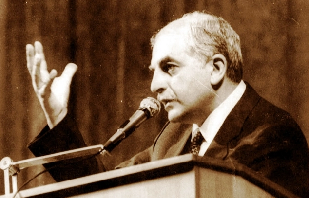  პარლამენტის წინ ზვიად გამსახურდიას საქმის გამოძიების მოთხოვნით აქცია მიმდინარეობს