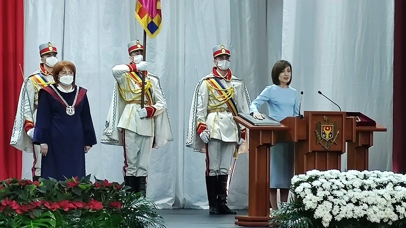 მოლდოვაში პირველი ქალი პრეზიდენტის, მაია სანდუს ინაუგურაცია გაიმართა