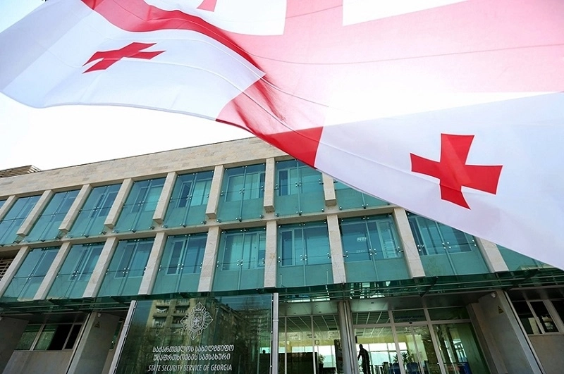 გეგმავენ სახელმწიფო დაწესებულებების შენობების ბლოკირებას, განიხილავენ ერთ-ერთი ოპოზიციური ლიდერის ლიკვიდაცია - სუს-ი ოპოზიციაზე