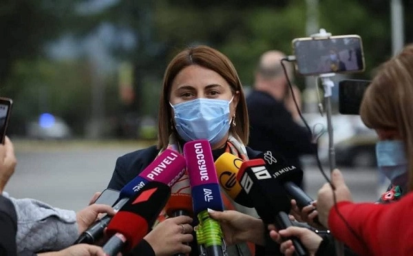 ყვარელში არც ერთი მძევალი არ არის ბანკის შენობაში, მათ სიცოცხლეს საფრთხე არ ემუქრება - ქეთი კოვზიაშვილი 
