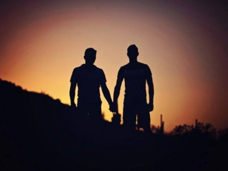 პირველად საქართველოში - ჰომოსექსუალებზე სკანდალურ ფილმს იღებენ