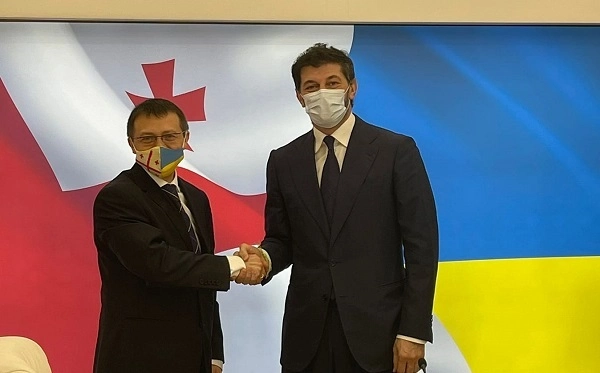 თბილისის მერია მზად არის, ერთ-ერთი მოედნისთვის "უკრაინის გმირების" სახელის მინიჭებაზე იმუშაოს - უკრაინის საელჩო