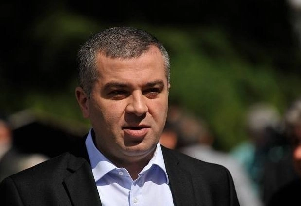 ღარიბაშვილის დაბრუნება ნიშნავს იმას, რომ მარტო საქართველო კი არა, თვითონ ქართული ოცნებაც უკან ბრუნდება - დავით ბაქრაძე