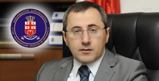 აკურას ღვინის ქარხნის იძულებით  ჩამორთმევის საქმეზე ზურაბ ადეიშვილს დაუსწრებლად პატიმრობა შეეფარდა   