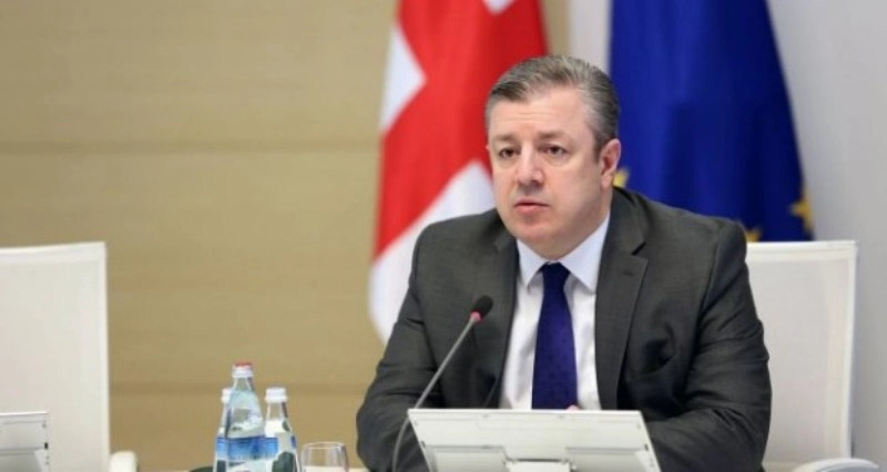 240 დევნილ ოჯახს საცხოვრებელი ფართები საკუთრებაში გადაეცემა - პრემიერი