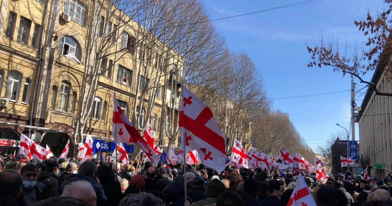 პოლიტიკური დევნის შეწყვეტა, მელიასა და რურუას გათავისუფლება, ახალი არჩევნები -  ოპოზიციის მოთხოვნები ხელისუფლებას 