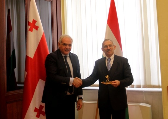 გიორგი მღებრიშვილი უნგრეთის შს მინისტრს შეხვდა