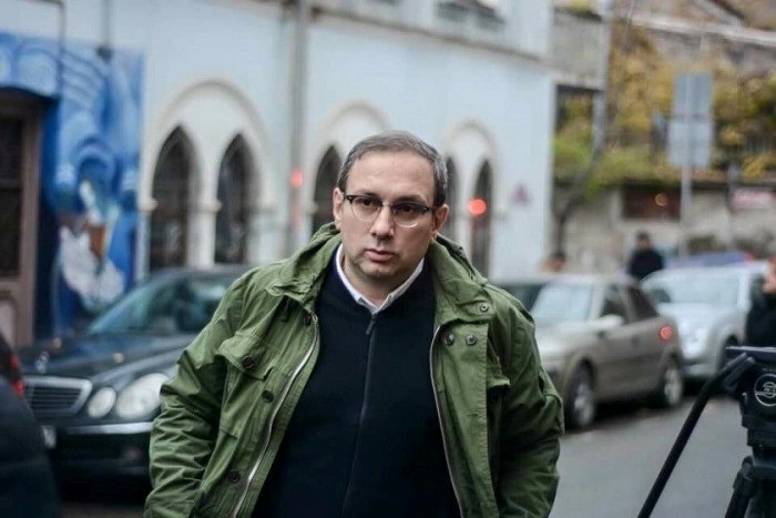  ნიკა რურუას ცხედარი, გვიან ღამით საკუთარ სახლში გადაასვენეს
