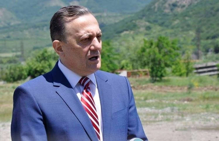 ვაკელებო, გფარავდეთ ბიძინა-კალაძის მადლი - შალვა ნათელაშვილი
