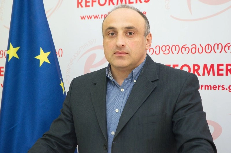 ეკონომიკურ ფორუმს, რომელსაც ივანიშვილი ესწრებოდა "რეფორმატორების" გენერალური მდივანი ეხმაურება
