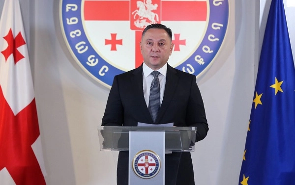 ჩვენი საერთო ინტერესია, სწრაფად შეწყდეს სამხედრო დაპირისპირება და რეგიონში აღდგეს მშვიდობა - გომელაური სომხეთ-აზერბაიჯანის სამხედრო დაპირისპირებაზე