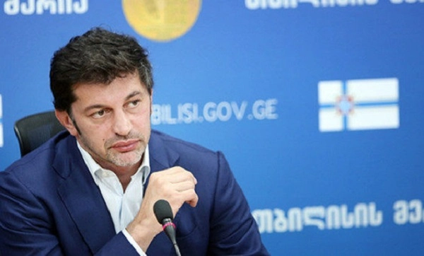 არასწორია ინფორმაცია, თითქოს მიკროავტობუსები გარეუბანში გადაინაცვლებენ - კალაძე