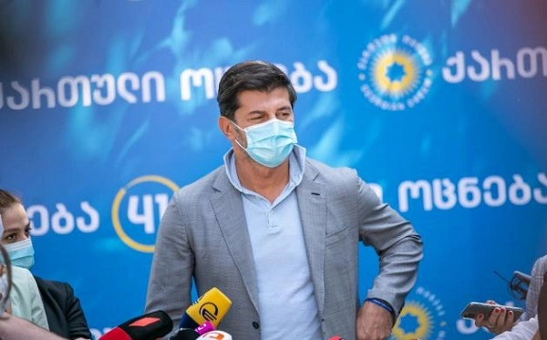 მოდით არჩევნებზე, ერთხელ და სამუდამოდ დავამთავროთ ბოლშევიზმი, ბოროტება, სიძულვილი და სიცრუე, რასაც განასახიერებს "ნაციონალური მოძრაობა" - კახა კალაძე
