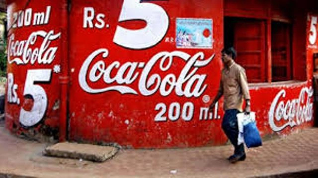 ინდოეთში Coca-Cola-ს და Pepsi-ს ბოიკოტს უცხადებენ